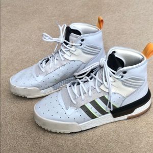 Men’s Adidas Rivalry RM